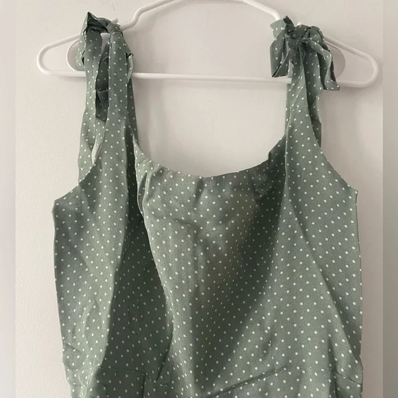 New with Tags Reformation Besse Dress in Verine size 8 - Picture 4 of 4